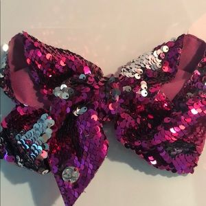 Jo jo flippy sequin Bow